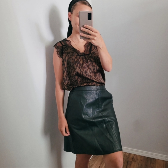 Blouse - Picture 8 of 9